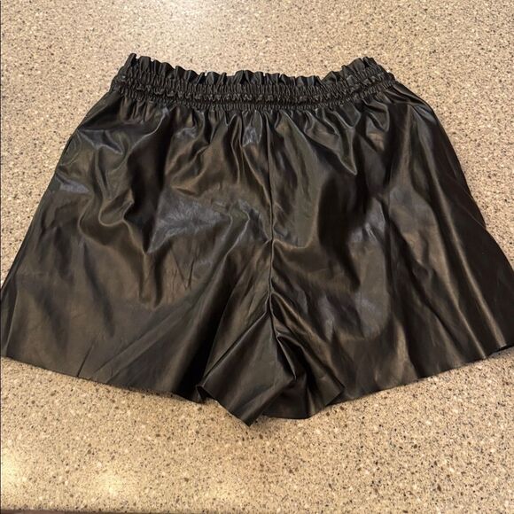 IDEM DITTO Faux Leather Paperbag Waist Drawstring Shorts - Picture 8 of 11